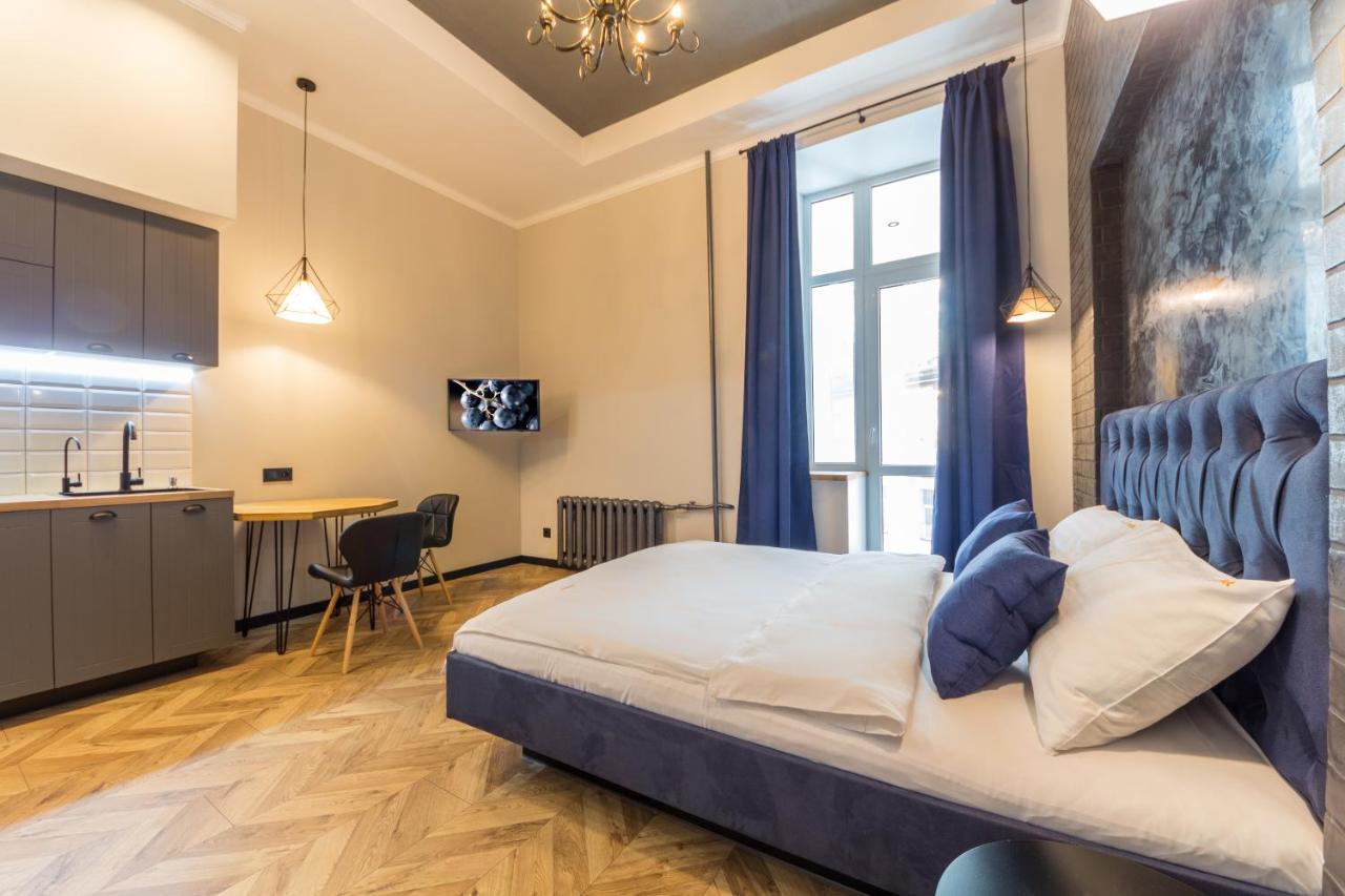 DayFlat Apartments Maidan Area Kiev Bagian luar foto