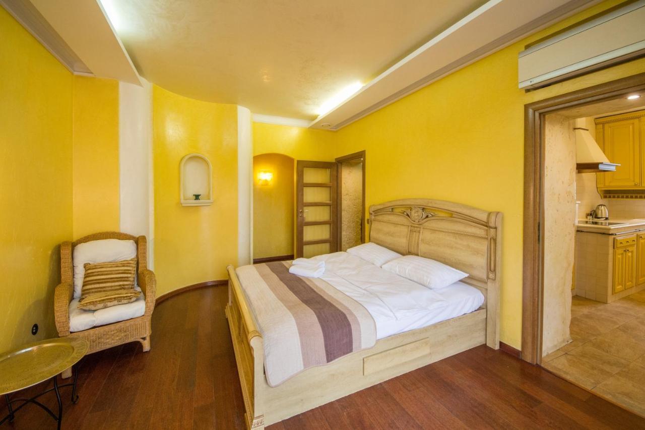 DayFlat Apartments Maidan Area Kiev Bagian luar foto