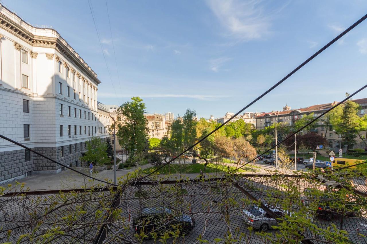 DayFlat Apartments Maidan Area Kiev Bagian luar foto