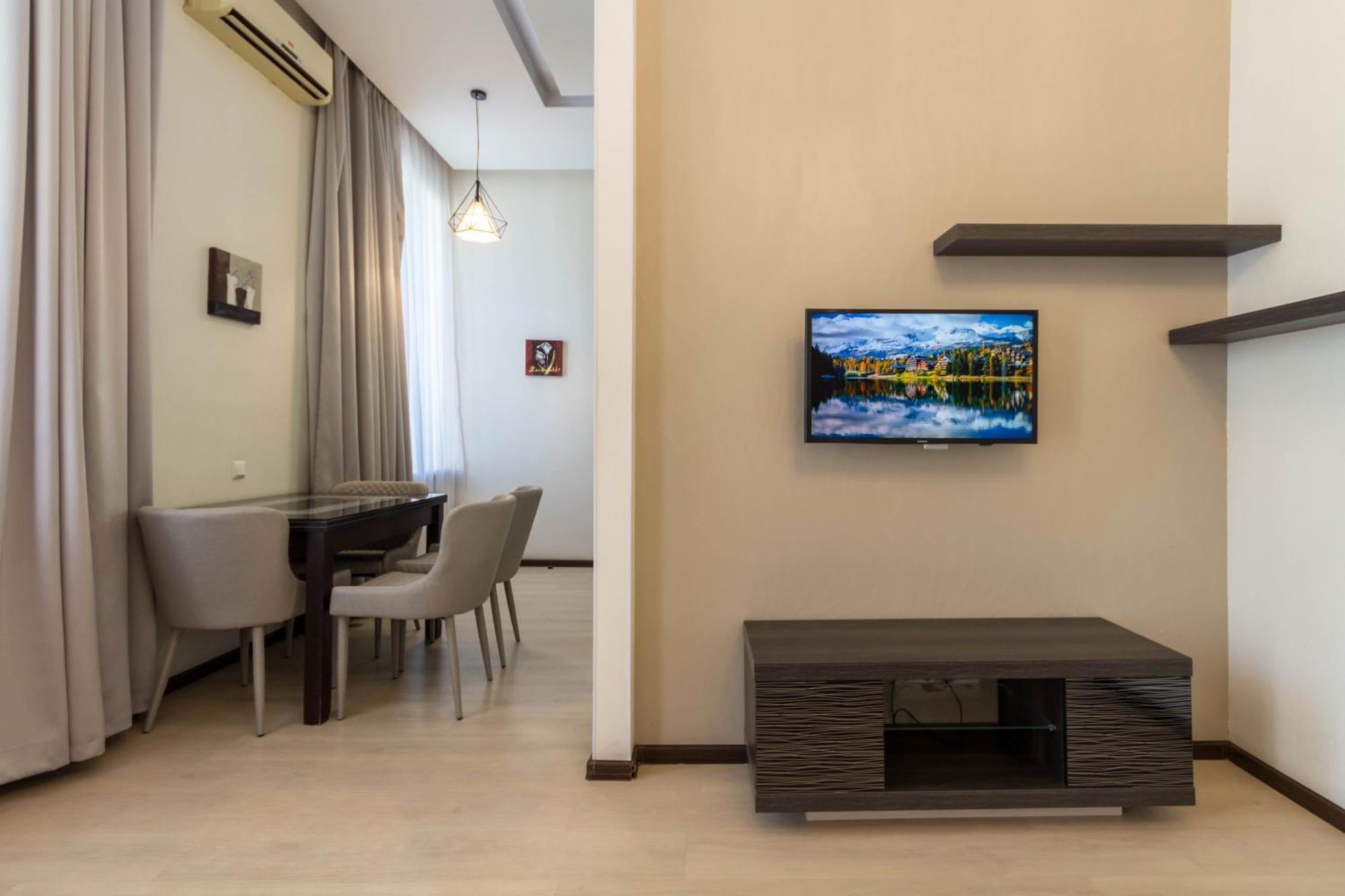 DayFlat Apartments Maidan Area Kiev Bagian luar foto
